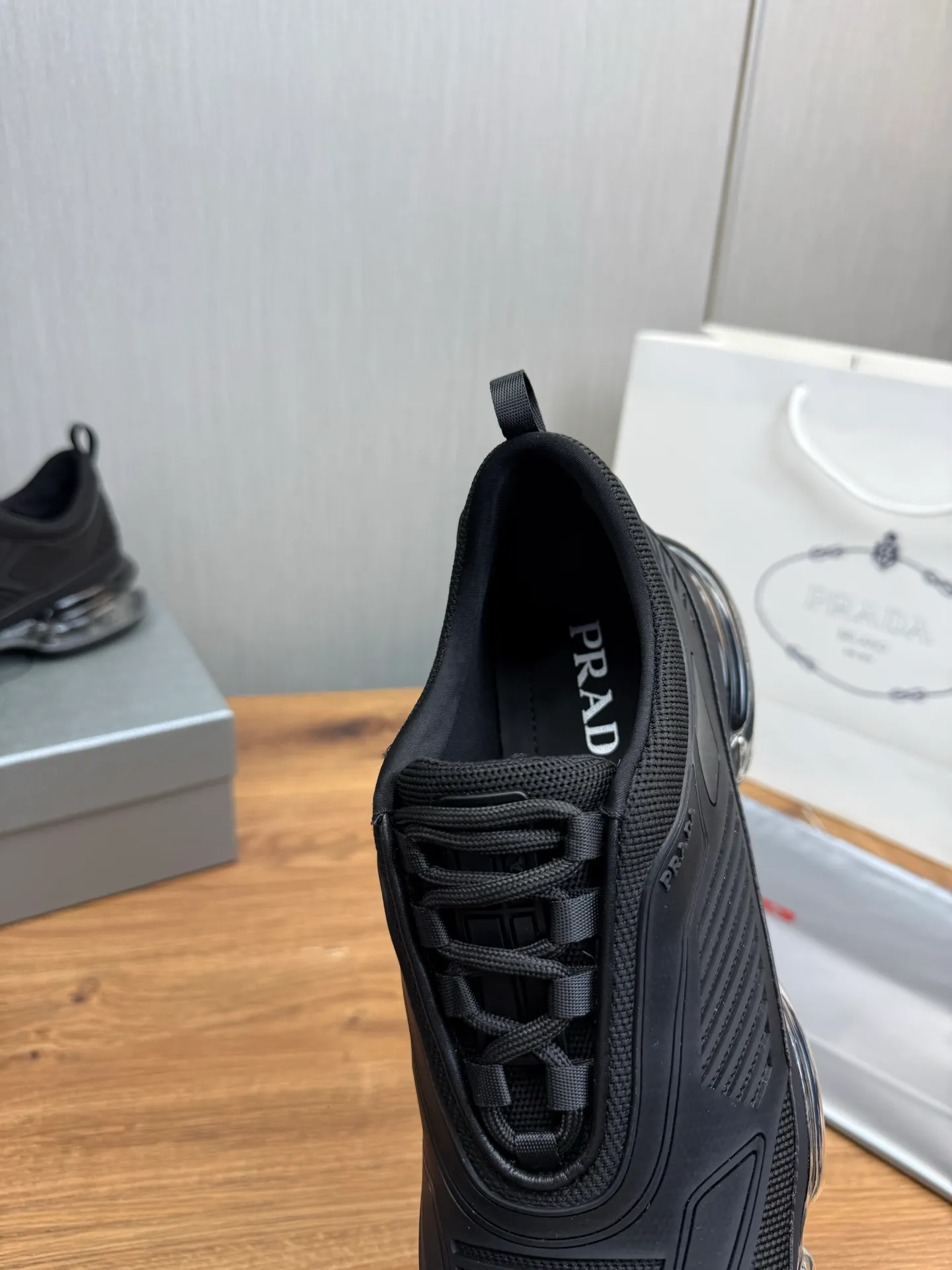 Men's shoes 💰640💰 [PRADA] Men's shoes are popular in the counter, high-quality shipments ✔️Official website synchronization, original fly-woven epoxy fabric + cowhide lining, 1⃣️ to 1⃣️ replica, original air-cushion original bottom, 38-45 (one size larger)